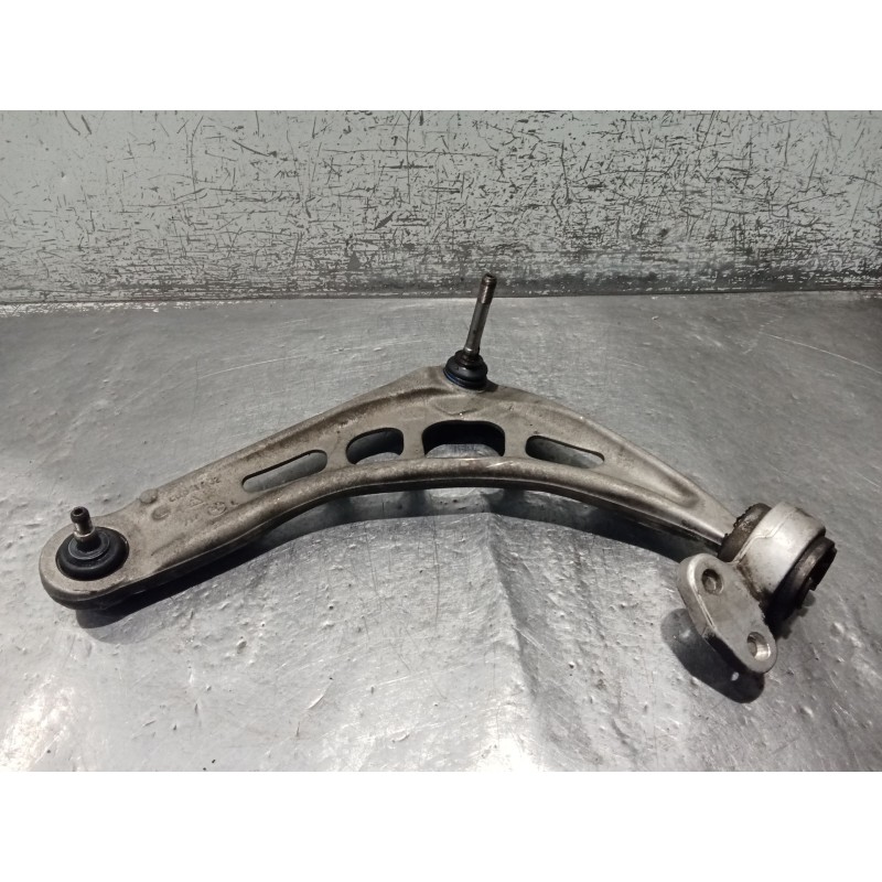 Recambio de brazo suspension inferior delantero izquierdo para bmw 3 (e46) 320 d referencia OEM IAM   98