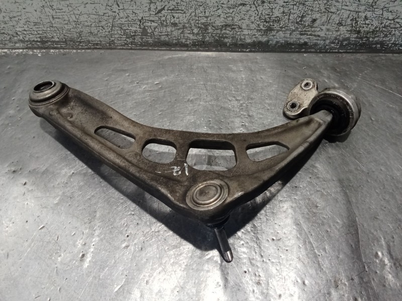 Recambio de brazo suspension inferior delantero izquierdo para bmw 3 (e46) 320 d referencia OEM IAM   98