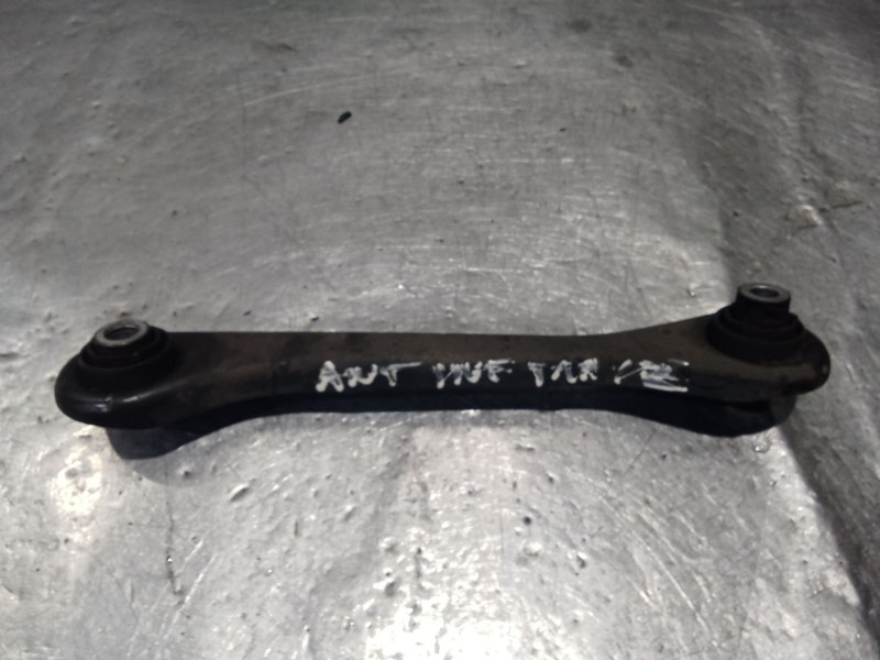 Recambio de brazo suspension inferior trasero izquierdo para audi a3 (8p1) 1.9 tdi referencia OEM IAM  18 ANTERIOR