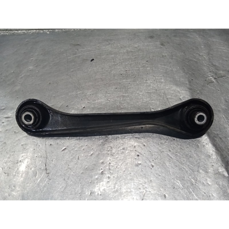 Recambio de brazo suspension inferior trasero izquierdo para audi a3 (8p1) 1.9 tdi referencia OEM IAM  18 ANTERIOR