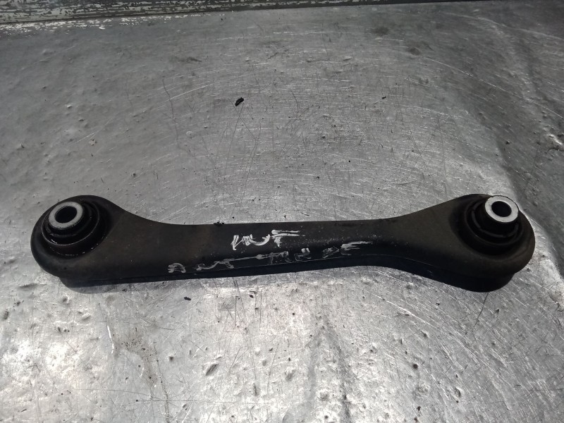 Recambio de brazo suspension inferior trasero derecho para audi a3 (8p1) 1.9 tdi referencia OEM IAM  18 ANTERIOR