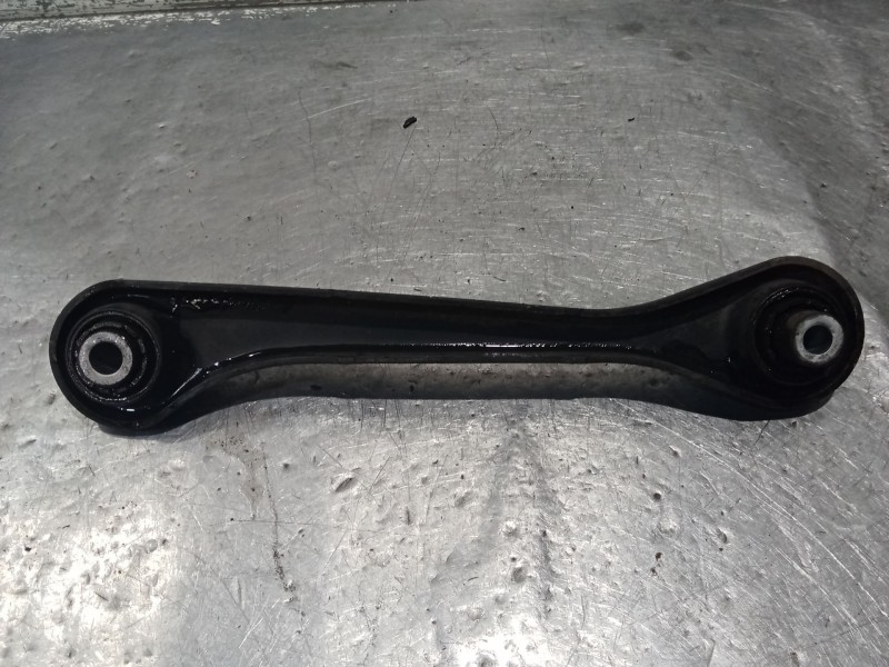 Recambio de brazo suspension inferior trasero derecho para audi a3 (8p1) 1.9 tdi referencia OEM IAM  18 ANTERIOR