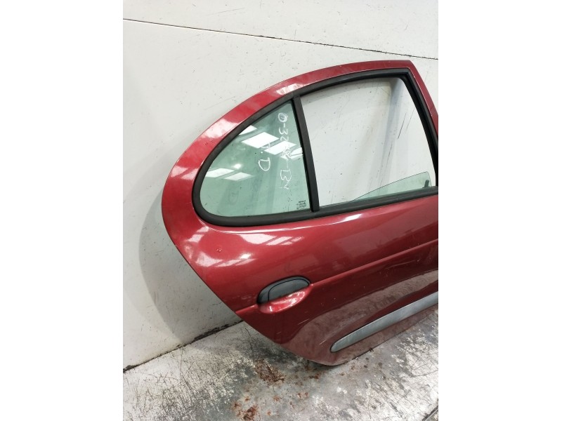 Recambio de puerta trasera derecha para renault megane i (ba0/1_) 1.9 d eco (ba0a, ba0u, ba0r) referencia OEM IAM  5P 