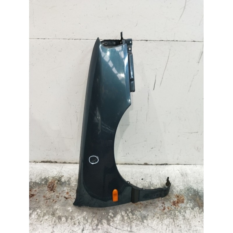 Recambio de aleta delantera derecha para nissan primera (p10) 2.0 16v referencia OEM IAM  VER FOTOS 