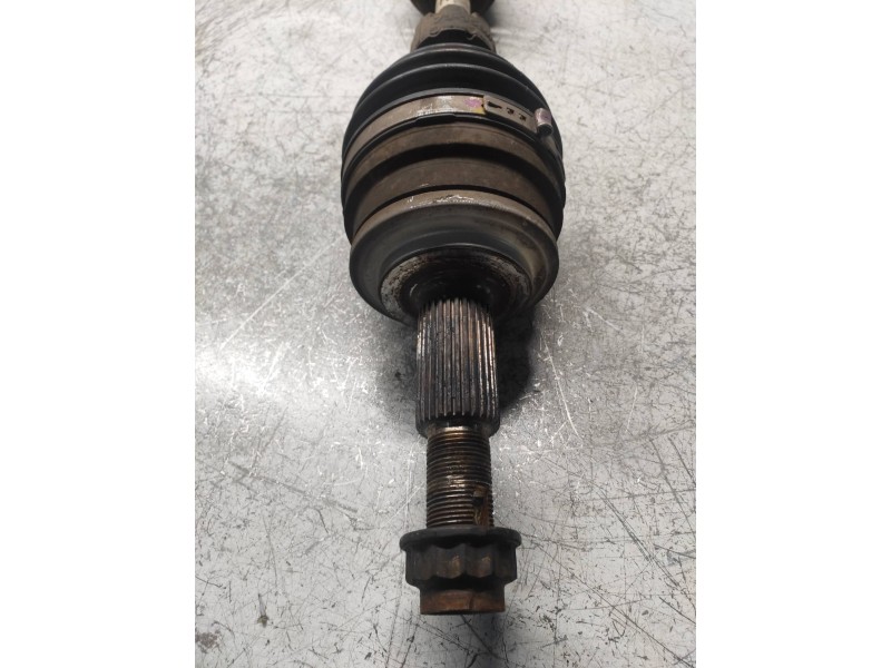 Recambio de transmision delantera izquierda para toyota auris luna referencia OEM IAM 4342002630  