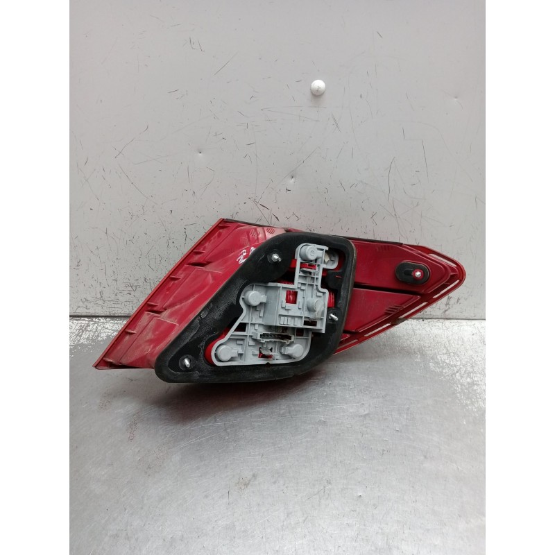 Recambio de piloto trasero izquierdo para mercedes-benz clase c (w204) berlina c 200 cdi blueefficiency (204.001) referencia OEM