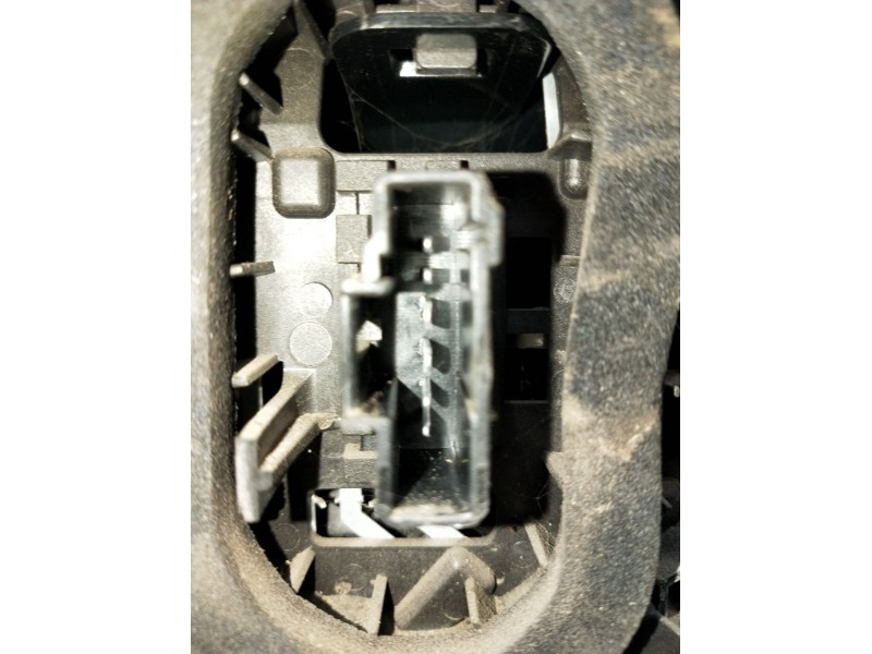 Recambio de piloto trasero izquierdo para opel vivaro c furgoneta (k0) 2.0 referencia OEM IAM 9808243180 0019725101 2019