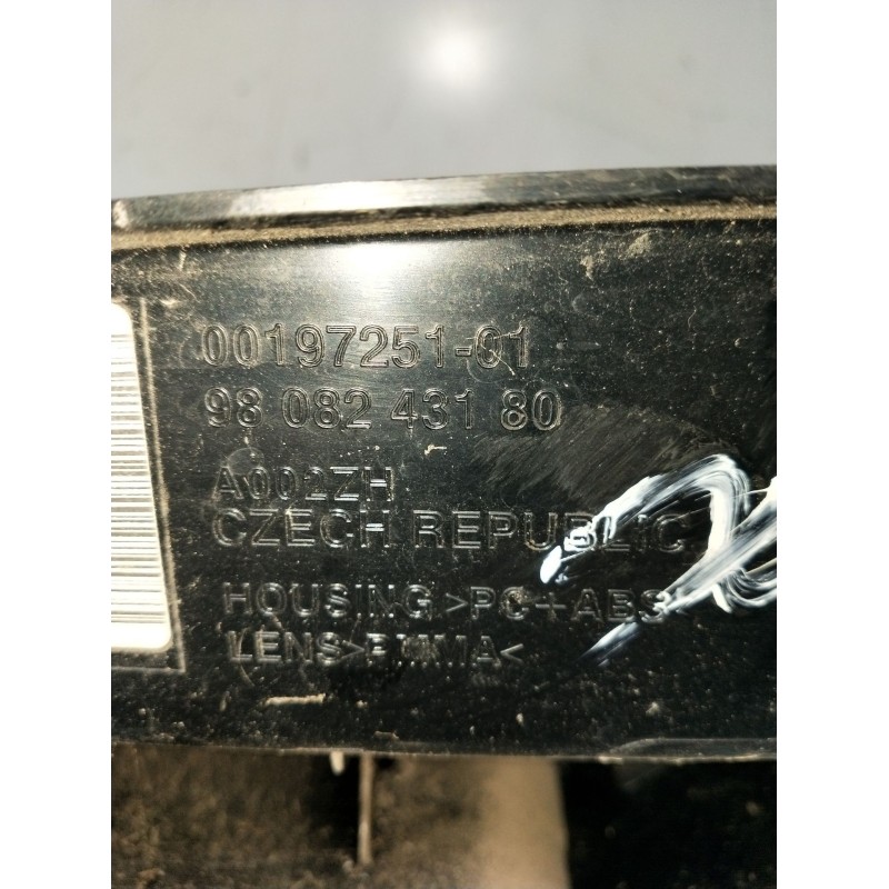 Recambio de piloto trasero izquierdo para opel vivaro c furgoneta (k0) 2.0 referencia OEM IAM 9808243180 0019725101 2019