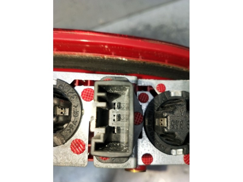 Recambio de piloto trasero derecho interior para bmw x5 (e53) 4.4i automático referencia OEM IAM   2008