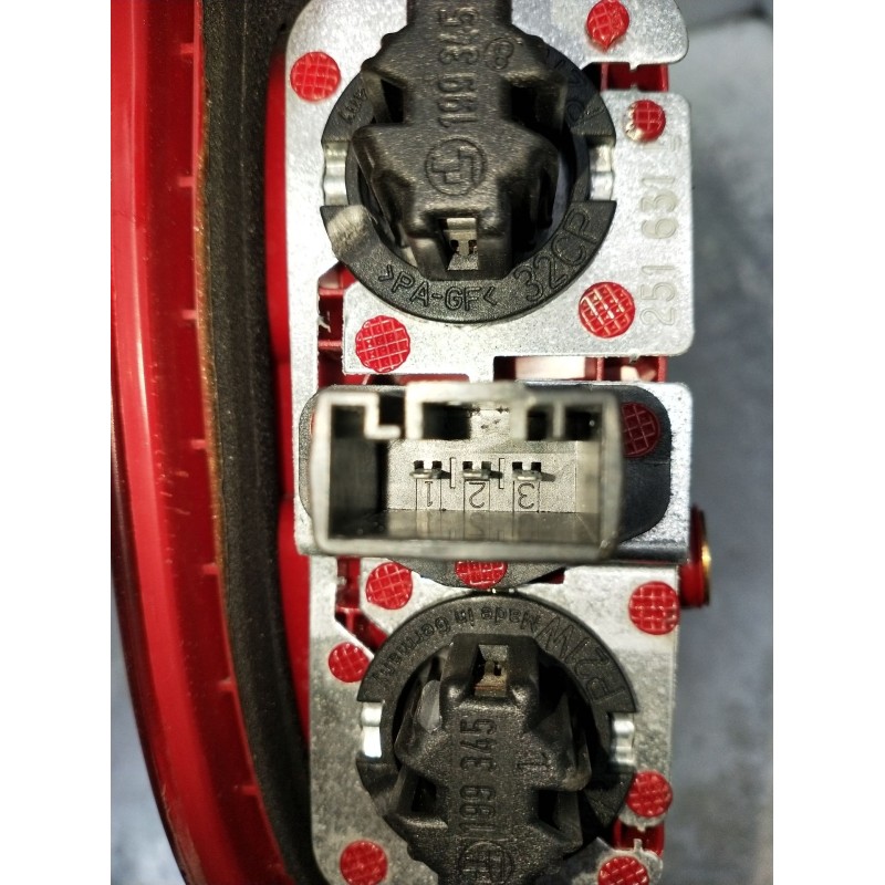 Recambio de piloto trasero izquierdo interior para bmw x5 (e53) 4.4i automático referencia OEM IAM 840901107 251507 2008