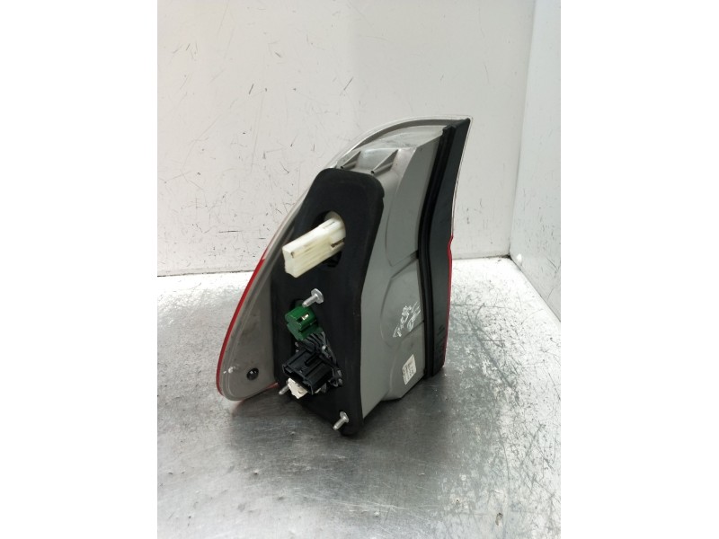 Recambio de piloto trasero derecho para bmw x5 (e53) 4.4i automático referencia OEM IAM 251010 6231715839006 2008