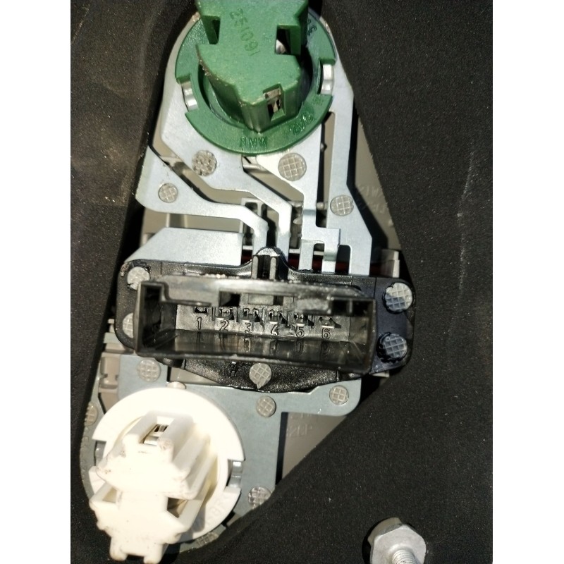 Recambio de piloto trasero derecho para bmw x5 (e53) 4.4i automático referencia OEM IAM 251010 6231715839006 2008