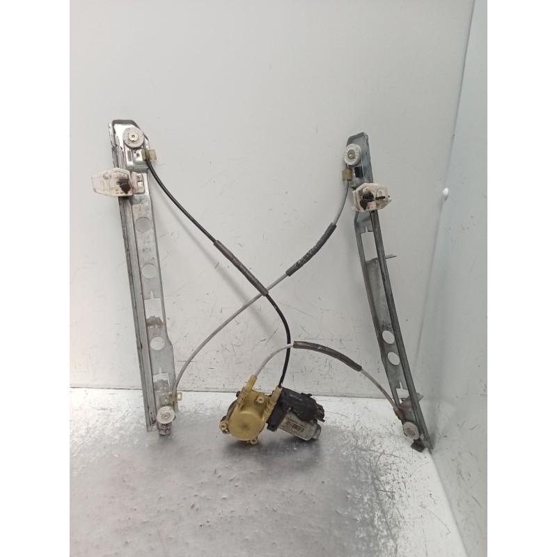 Recambio de elevalunas delantero derecho para renault megane ii (bm0/1_, cm0/1_) 1.9 dci referencia OEM IAM  5P 2006