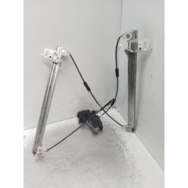 Recambio de elevalunas delantero izquierdo para renault megane ii (bm0/1_, cm0/1_) 1.9 dci referencia OEM IAM  5P 2006