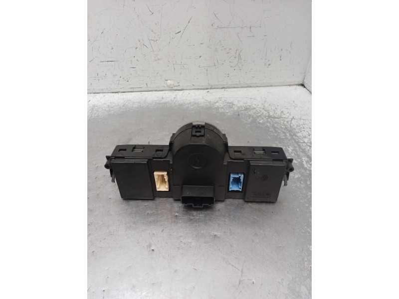 Recambio de mando calefaccion / aire acondicionado para renault megane ii (bm0/1_, cm0/1_) 1.9 dci referencia OEM IAM 69340061 8