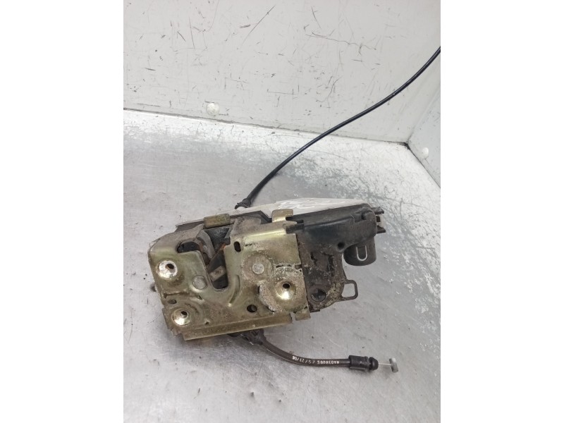 Recambio de motor cierre centralizado delantero derecho para renault megane ii (bm0/1_, cm0/1_) 1.9 dci referencia OEM IAM  5P 2