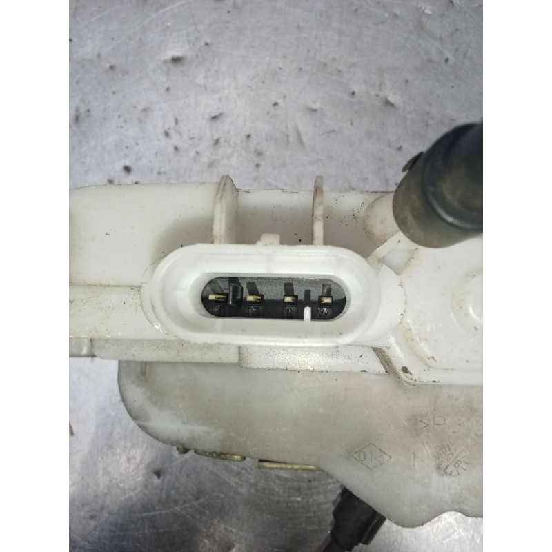 Recambio de motor cierre centralizado delantero derecho para renault megane ii (bm0/1_, cm0/1_) 1.9 dci referencia OEM IAM  5P 2