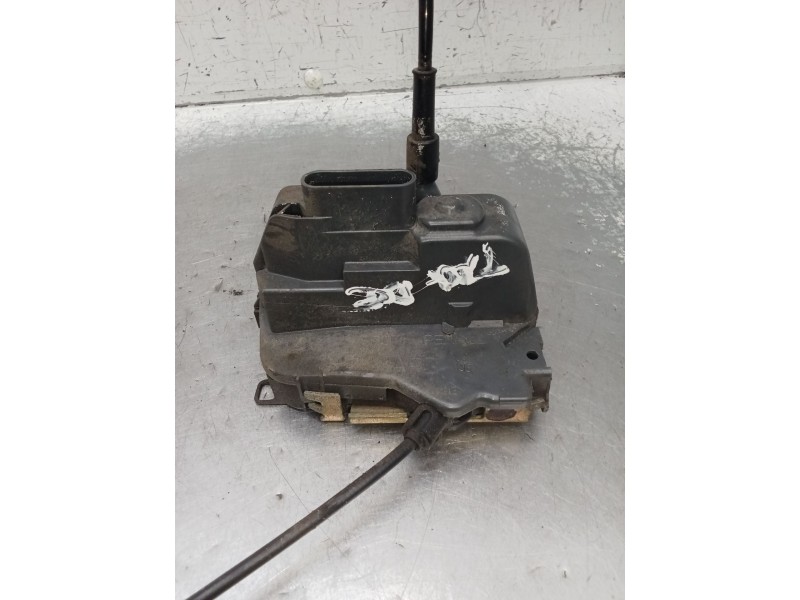 Recambio de motor cierre centralizado trasero derecho para renault megane ii (bm0/1_, cm0/1_) 1.9 dci referencia OEM IAM 1306060