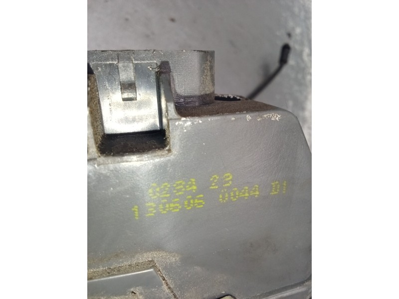 Recambio de motor cierre centralizado trasero derecho para renault megane ii (bm0/1_, cm0/1_) 1.9 dci referencia OEM IAM 1306060