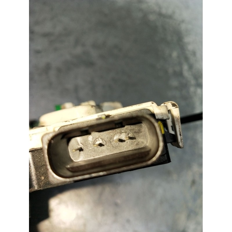 Recambio de motor cierre centralizado trasero izquierdo para opel vivaro c furgoneta (k0) 2.0 referencia OEM IAM CIERRE CENTRALI