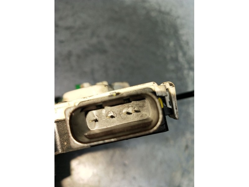 Recambio de motor cierre centralizado trasero izquierdo para opel vivaro c furgoneta (k0) 2.0 referencia OEM IAM CIERRE CENTRALI