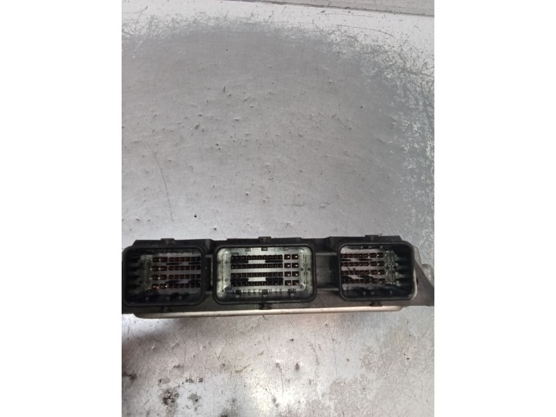 Recambio de centralita motor uce para renault megane ii (bm0/1_, cm0/1_) 1.9 dci referencia OEM IAM 0281013366 8200601334 1039S1