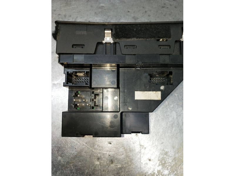 Recambio de mando elevalunas delantero derecho para bmw x5 (e53) 4.4i automático referencia OEM IAM 6907500 HE01SW02 2008 5P