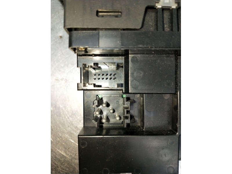 Recambio de mando elevalunas delantero derecho para bmw x5 (e53) 4.4i automático referencia OEM IAM 6907500 HE01SW02 2008 5P