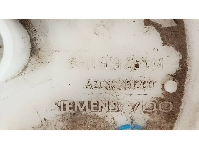 Recambio de bomba combustible para skoda fabia (5j2 ) urban referencia OEM IAM A2C92351300 6R0919051M 