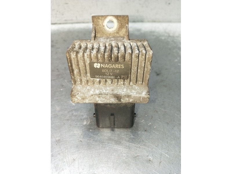 Recambio de caja precalentamiento para renault scénic ii (jm0/1_) 1.5 dci (jm1e, jm16) referencia OEM IAM 9640469680A  2006