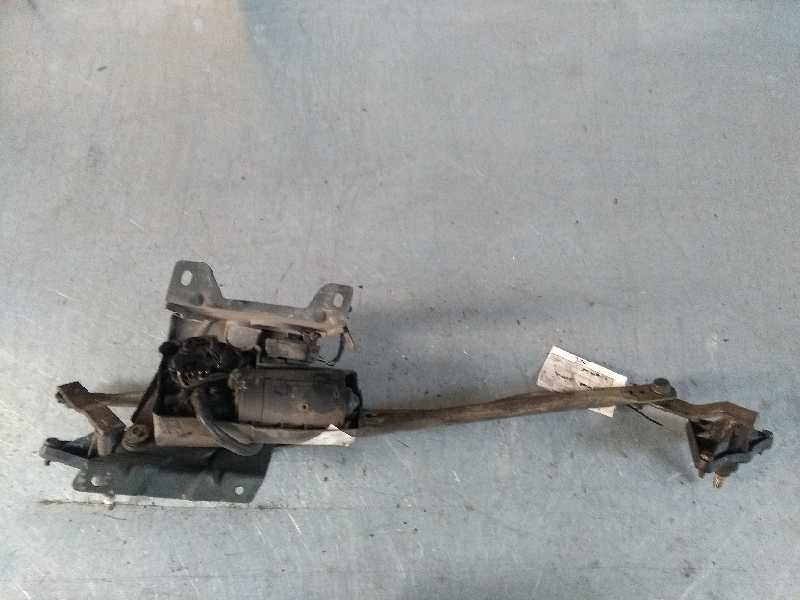Recambio de motor limpia delantero para nissan serena (c23m) 2.3 diesel referencia OEM IAM 9390332230  