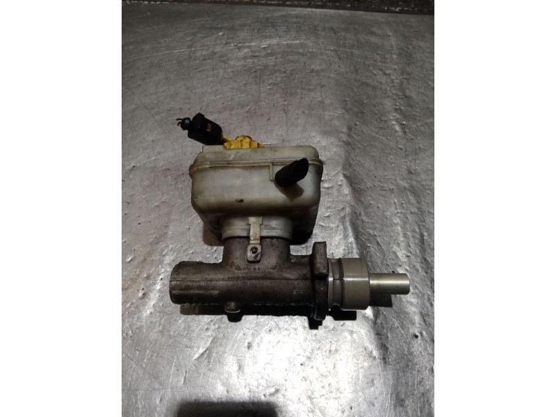 Recambio de bomba freno para volkswagen golf iv (1j1) 1.9 tdi referencia OEM IAM 21027099  98