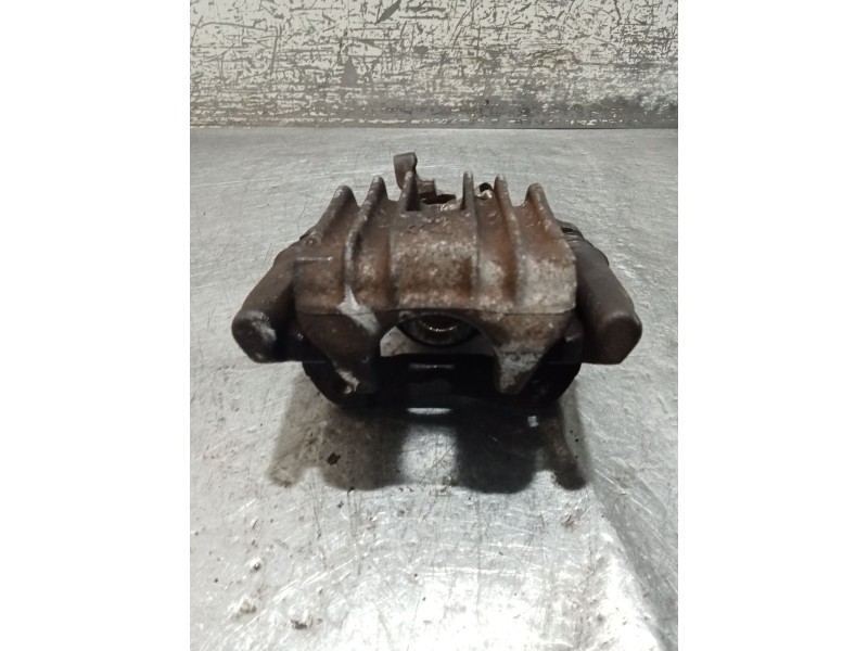 Recambio de pinza freno trasera derecha para volkswagen golf iv (1j1) 1.9 tdi referencia OEM IAM   98