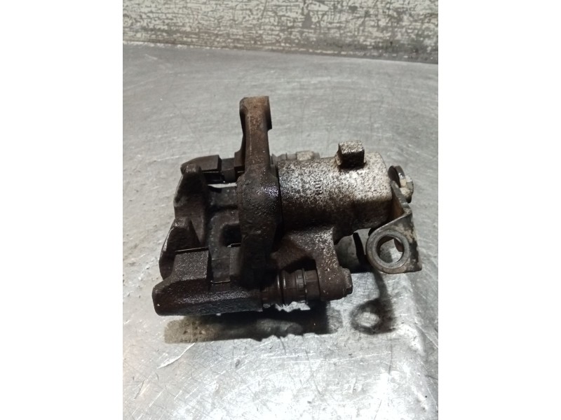 Recambio de pinza freno trasera derecha para volkswagen golf iv (1j1) 1.9 tdi referencia OEM IAM   98