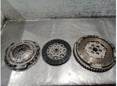 Recambio de kit embrague para dacia sandero iii 1.0 tce 100 referencia OEM IAM 301019176R 123100749R 3021032J0R 24