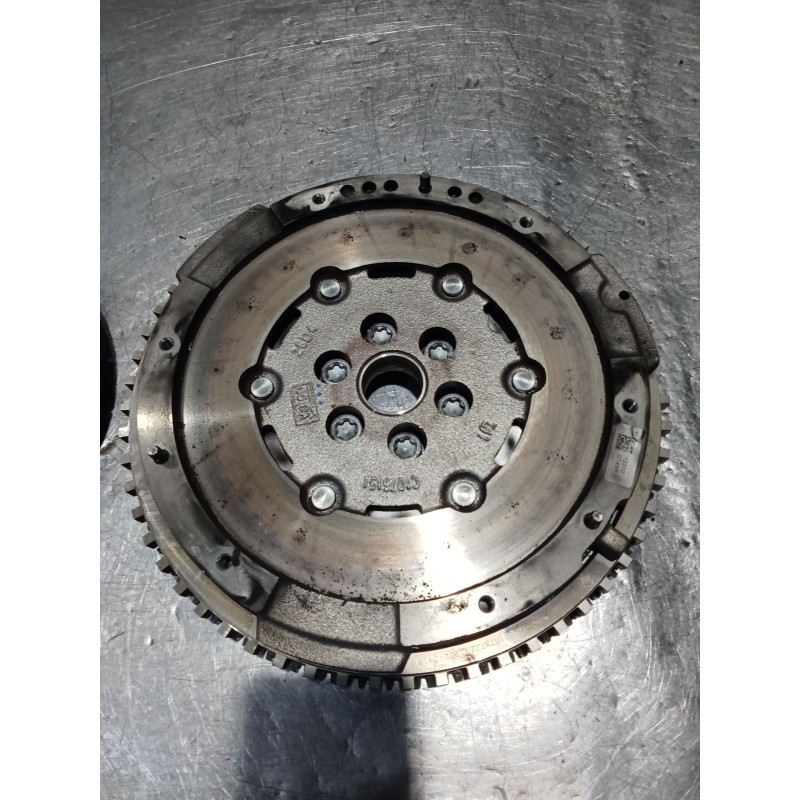 Recambio de kit embrague para dacia sandero iii 1.0 tce 100 referencia OEM IAM 301019176R 123100749R 3021032J0R 24