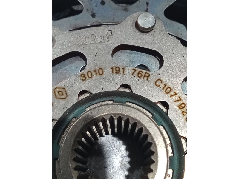 Recambio de kit embrague para dacia sandero iii 1.0 tce 100 referencia OEM IAM 301019176R 123100749R 3021032J0R 24