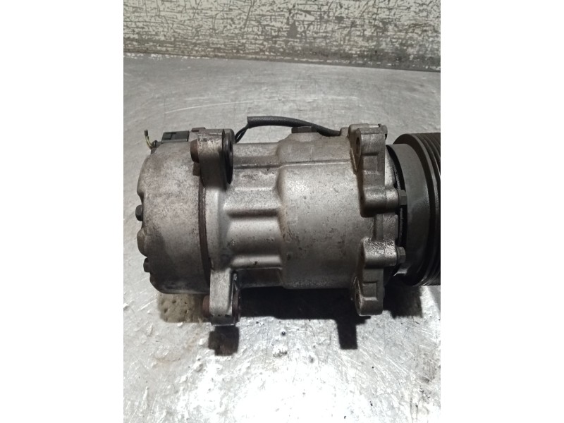 Recambio de compresor aire acondicionado para volkswagen golf iv (1j1) 1.9 tdi referencia OEM IAM   98