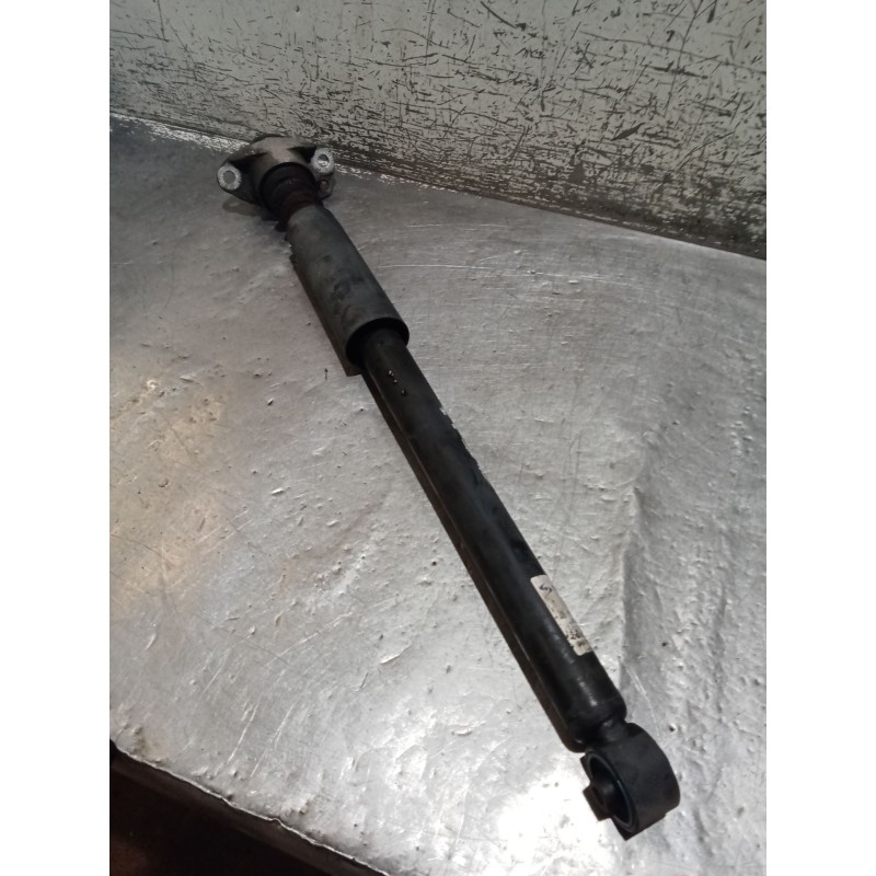 Recambio de amortiguador trasero izquierdo para volkswagen golf iv (1j1) 1.9 tdi referencia OEM IAM 556268 614901004074 98