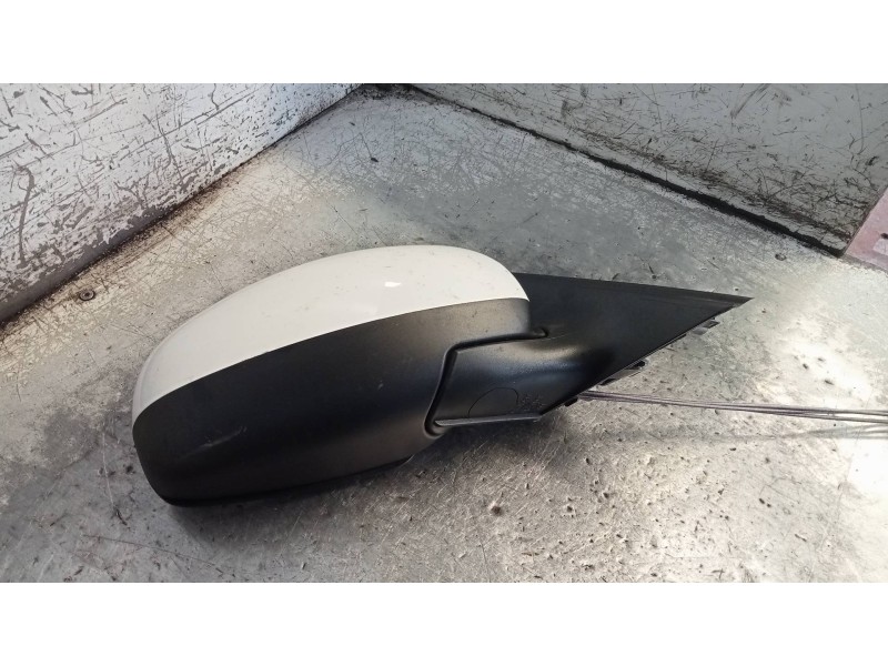Recambio de retrovisor derecho para skoda fabia (5j2 ) urban referencia OEM IAM   MANUAL