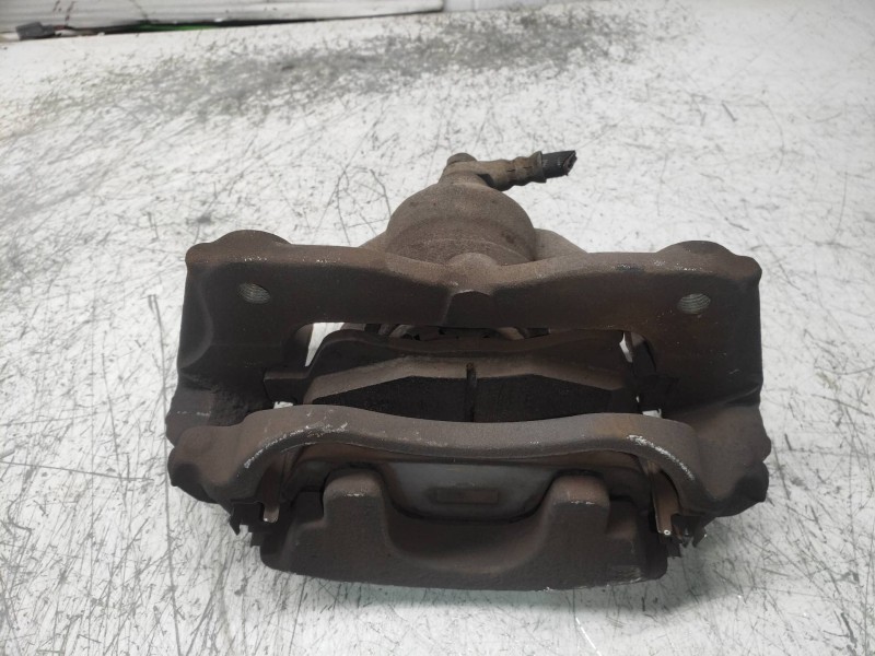 Recambio de pinza freno delantera derecha para toyota auris luna referencia OEM IAM   
