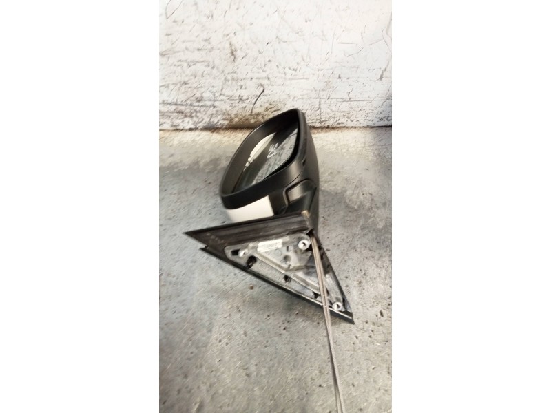 Recambio de retrovisor derecho para skoda fabia (5j2 ) urban referencia OEM IAM   MANUAL