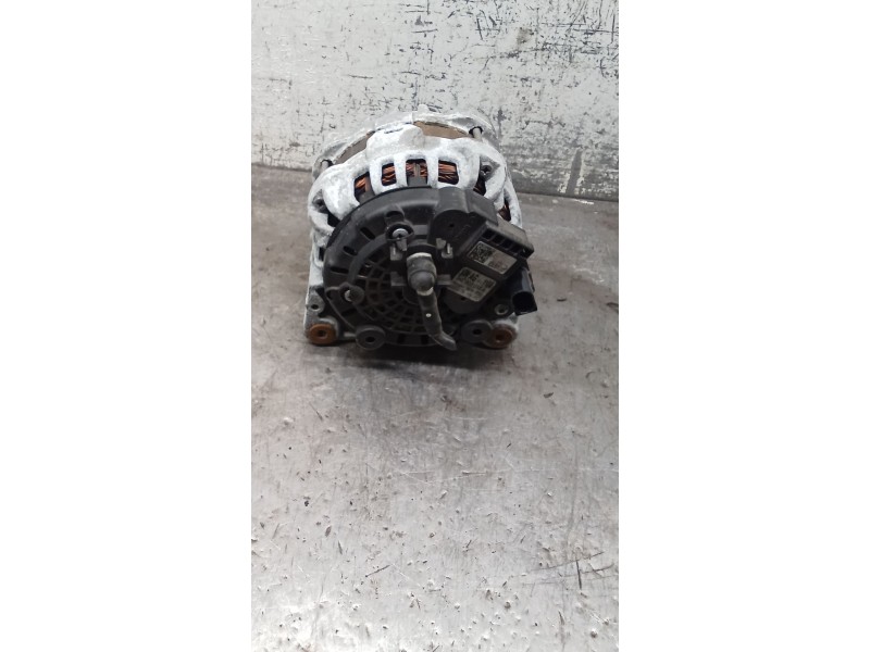 Recambio de alternador para seat leon st (5f8) 1.2 tsi referencia OEM IAM 04E903015A 110A 12