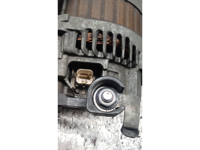 Recambio de alternador para peugeot 407 (6d_) 2.0 hdi 135 (6drhrh, 6drhre, 6drhrg, 6drhrj) referencia OEM IAM 9654752880 A004TJ0