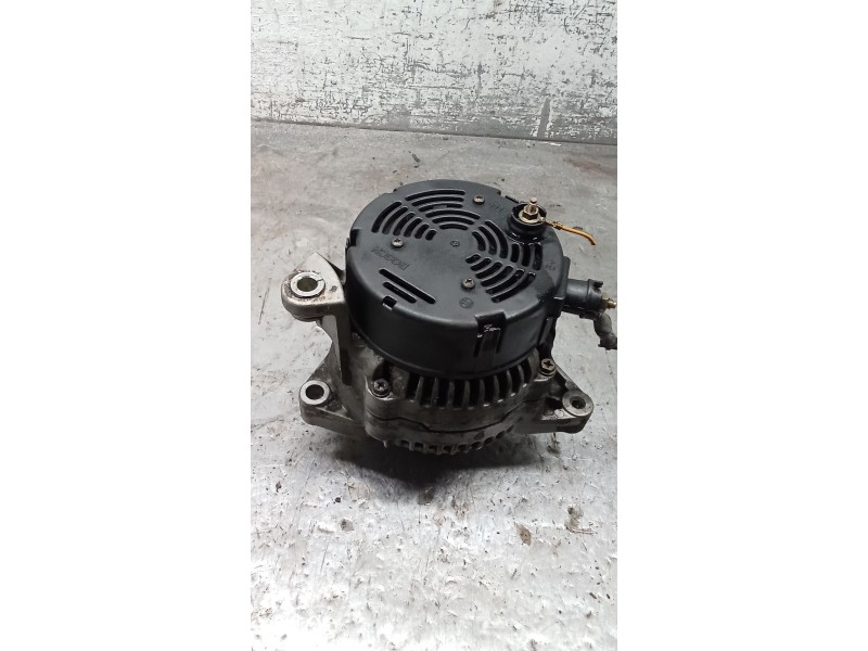 Recambio de alternador para nissan primera (p10) 2.0 16v referencia OEM IAM 0123310016 2310072J10 80A 90