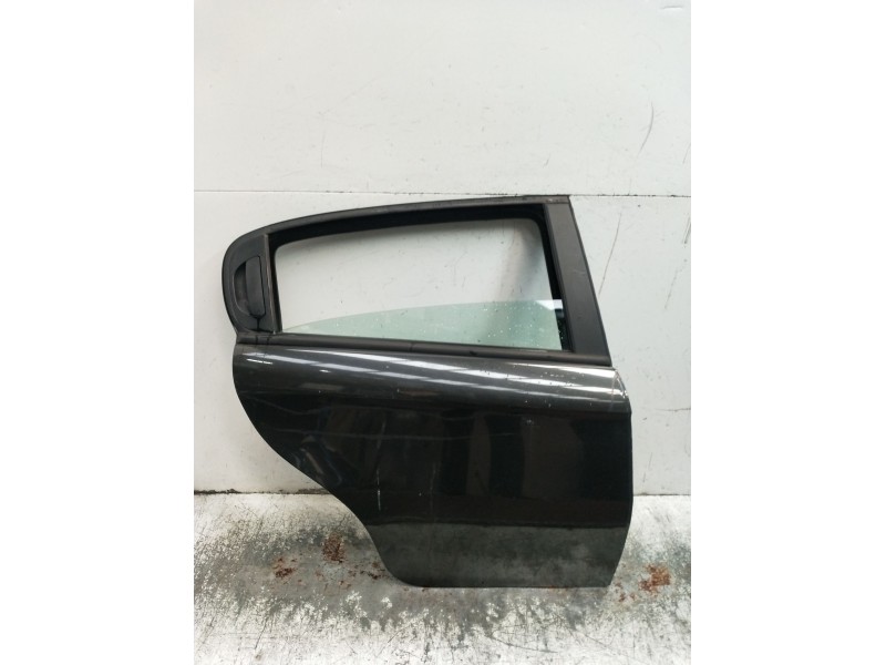 Recambio de puerta trasera derecha para alfa romeo 147 (937_) 1.9 jtdm 8v (937.axd1a, 937.axu1a, 937.bxu1a) referencia OEM IAM  