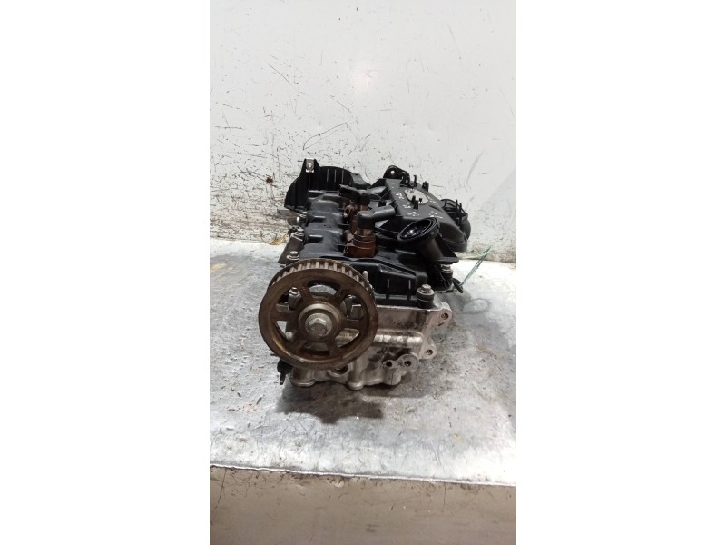 Recambio de culata para land rover discovery v6 td s referencia OEM IAM 276DT IZQUIERDA 