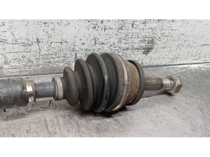 Recambio de transmision delantera izquierda para nissan primera (p10) 2.0 16v referencia OEM IAM   90