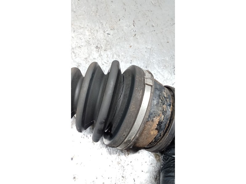 Recambio de transmision delantera izquierda para nissan primera (p10) 2.0 16v referencia OEM IAM   90