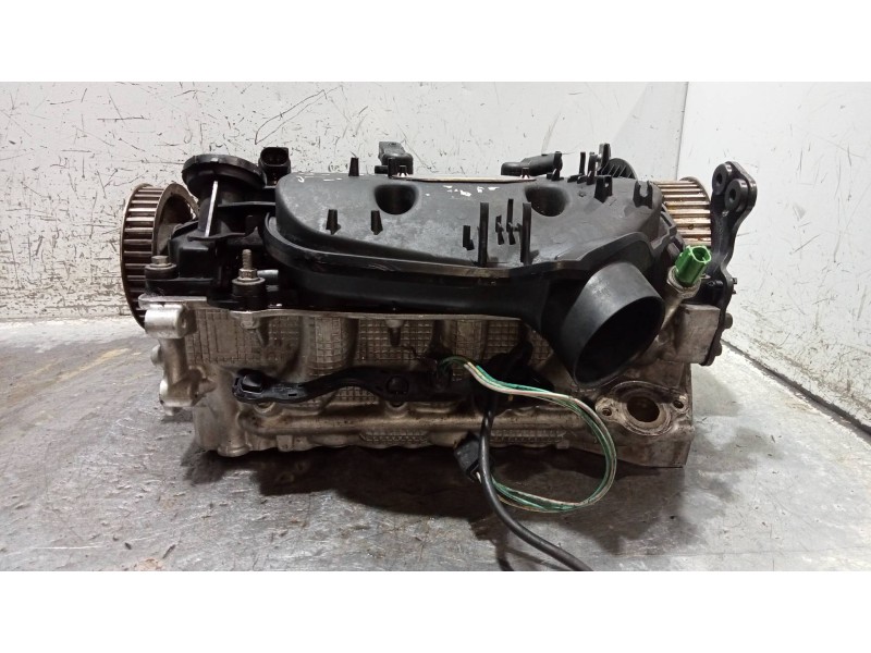 Recambio de culata para land rover discovery v6 td s referencia OEM IAM 276DT IZQUIERDA 